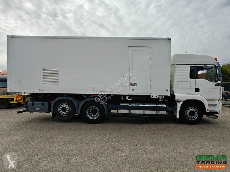 شاحنة MAN TGA 6x2 Sleeper Cab Euro3 - Enclosed...