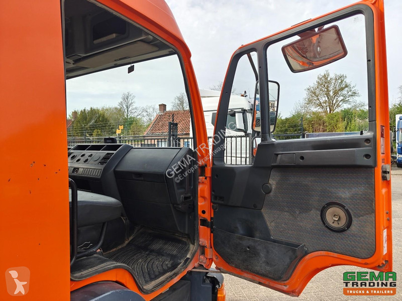 Lastbil MAN LC 4x2 Double Cab (7-seater) Euro 0...
