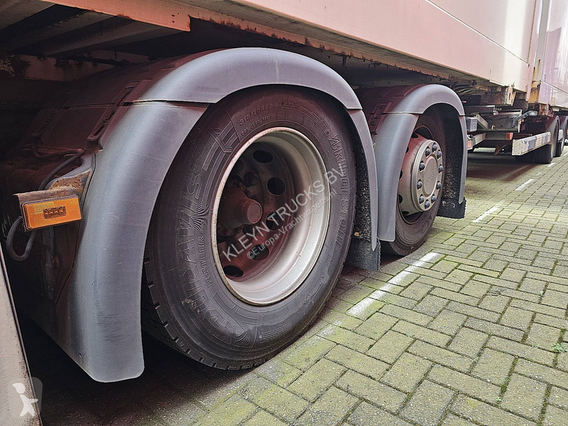 شاحنة Scania 450 6X2*4 CROWN ED.