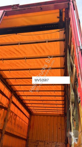 شاحنة Volvo 500 6X2 Elevador 2000kgs