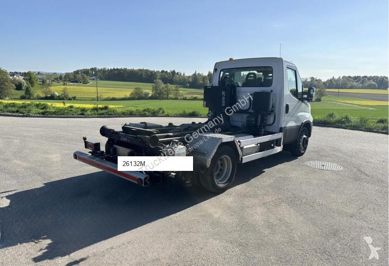 شاحنة Iveco 676 70C17