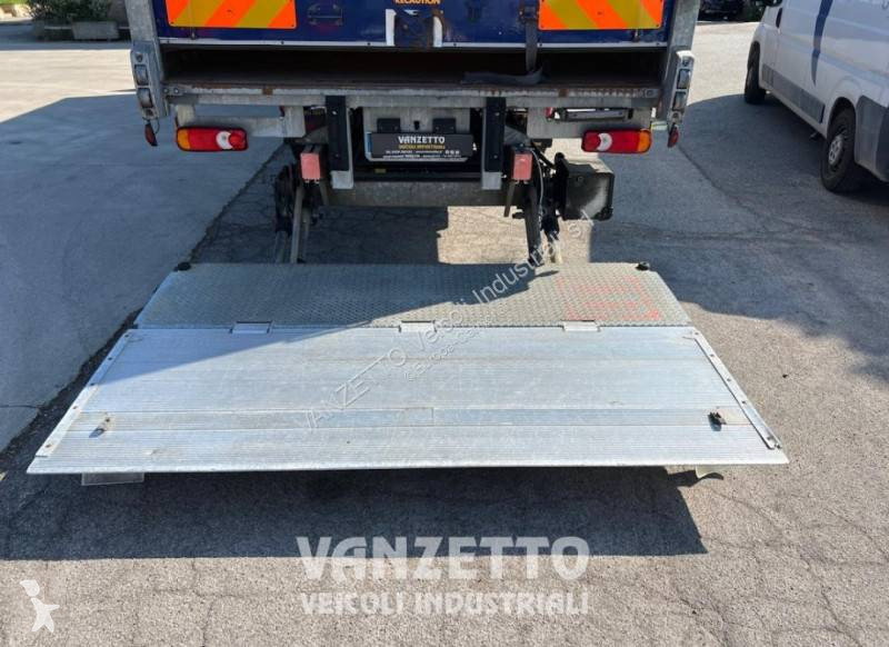 شاحنة Iveco
