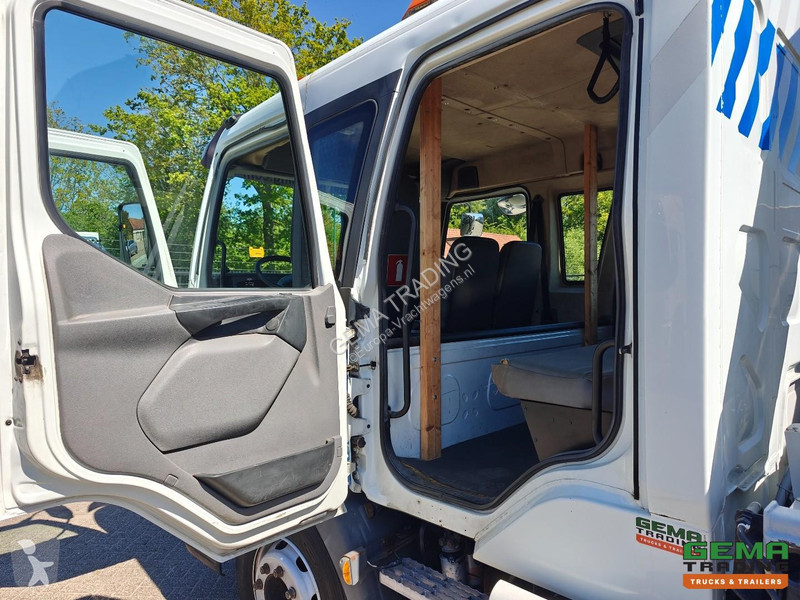 شاحنة Renault 270 4x2 Double Cab (7-seater)...