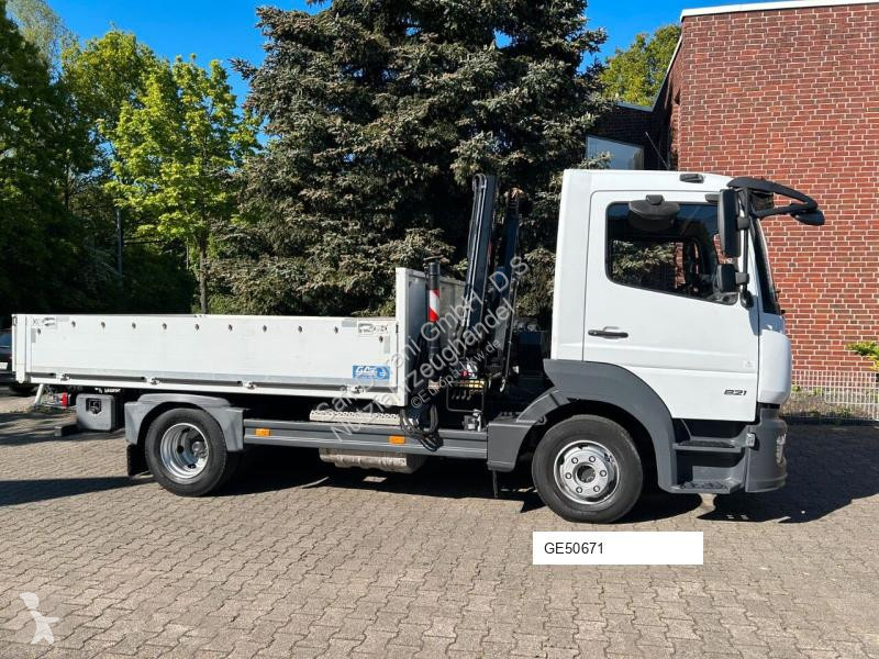 شاحنة Mercedes 066D