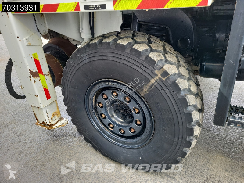 شاحنة Mercedes U 1750L38 4X4 4x4 Road-rail...