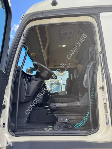 جرار Mercedes  2543 LS