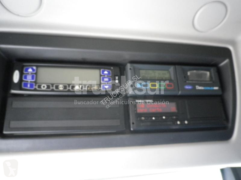 شاحنة Renault ejes 6x2*4 D320.26