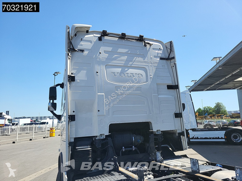 شاحنة Volvo 500  6X2 Chassis Full Air...