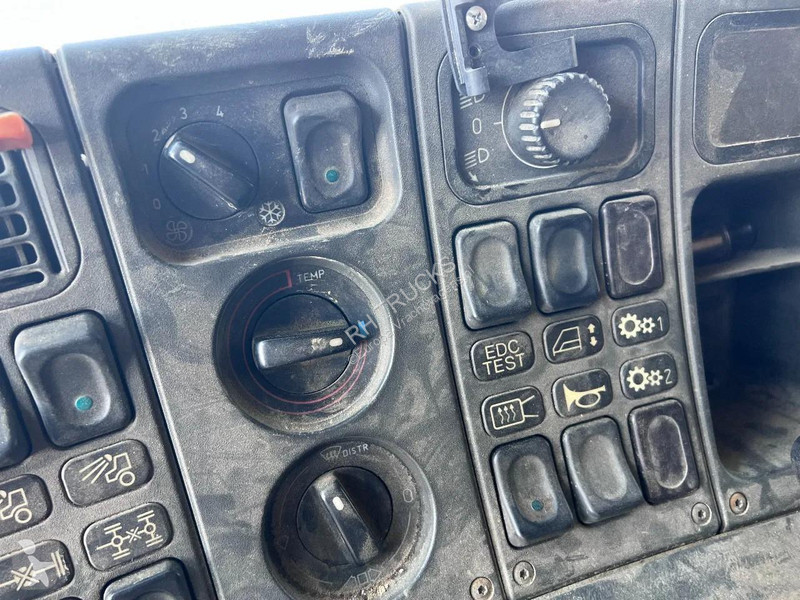 شاحنة Scania R-500 V8 6X4 - MANUAL GEARBOX