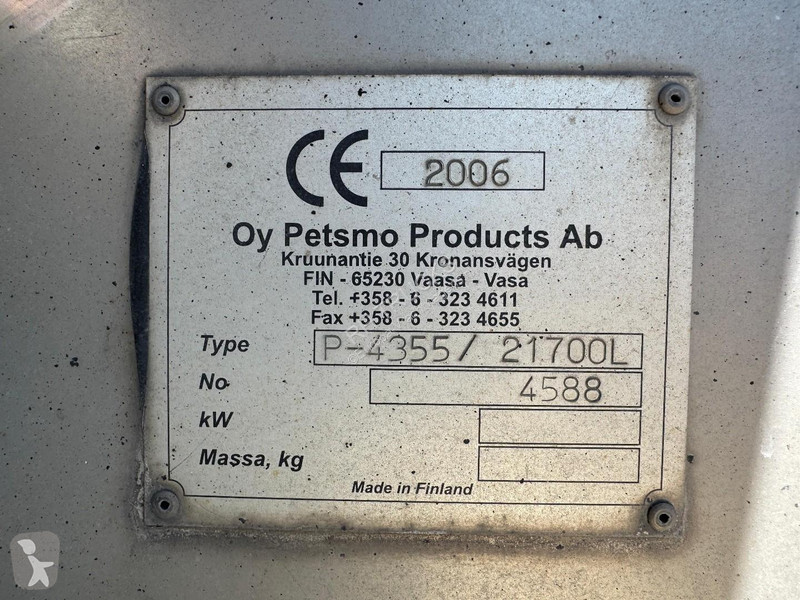 شاحنة Volvo 460 8X2 EURO 6 + INOX TANK