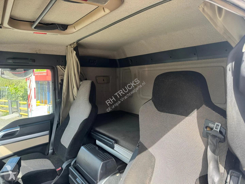 Vrachtwagen MAN 35.500 8X4 EURO 6 - HMF 262L +...