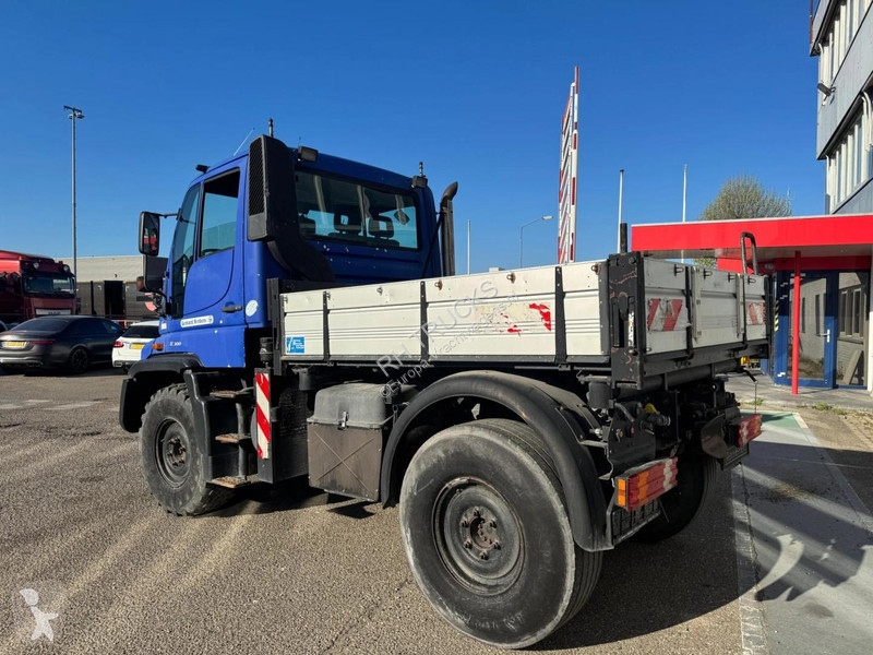 Camion Unimog 405/10 4X4  KIPPER