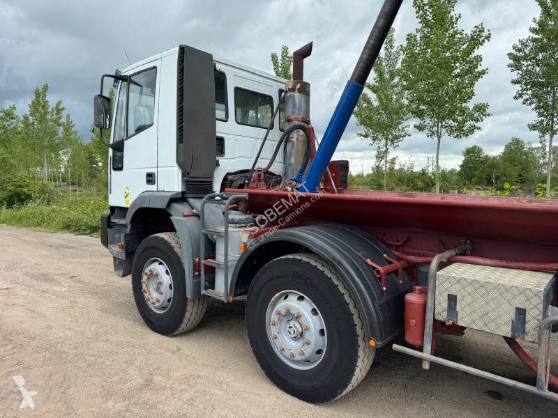 شاحنة Iveco 410E42