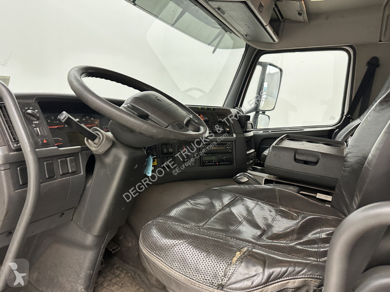 شاحنة Volvo 420 - 6x2