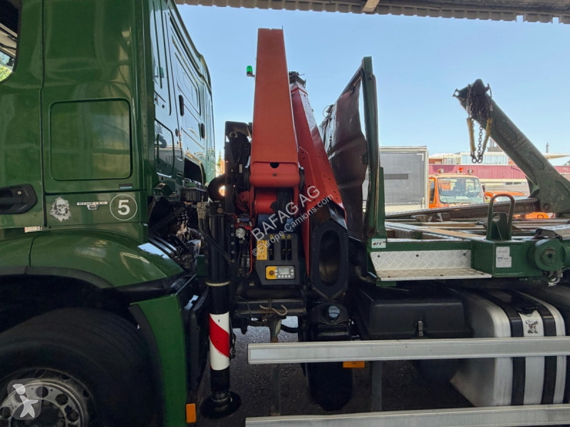 Camion Mercedes arocs 2543 6x2