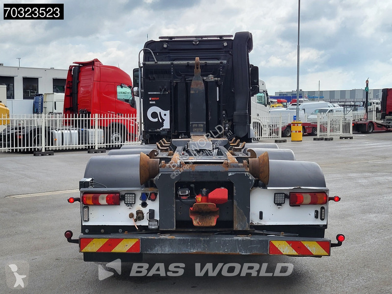 Camion Mercedes 3253 8X4 HIAB XR24ZL59...