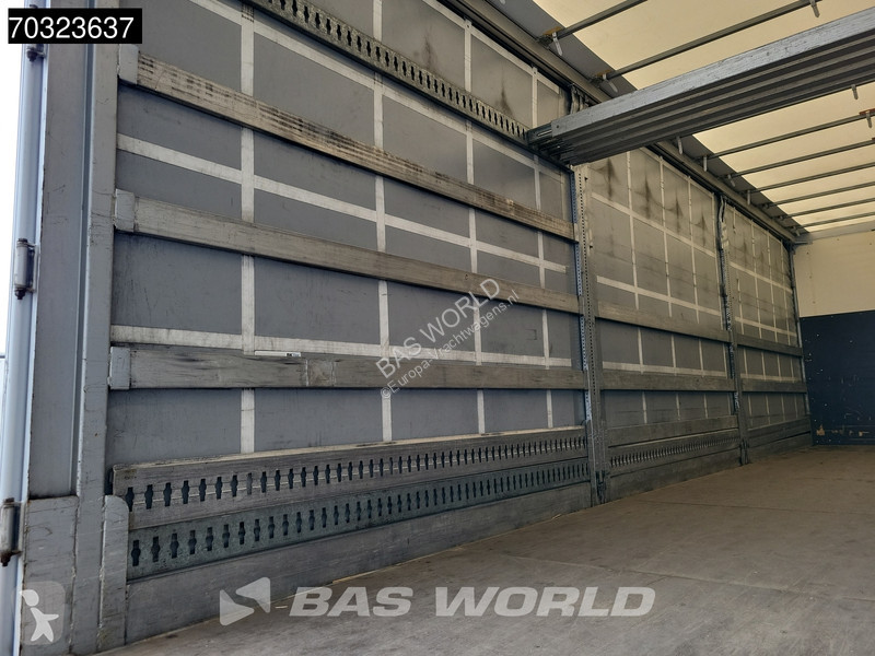 Mercedes 1524 4X2 15tonner curtainsides...