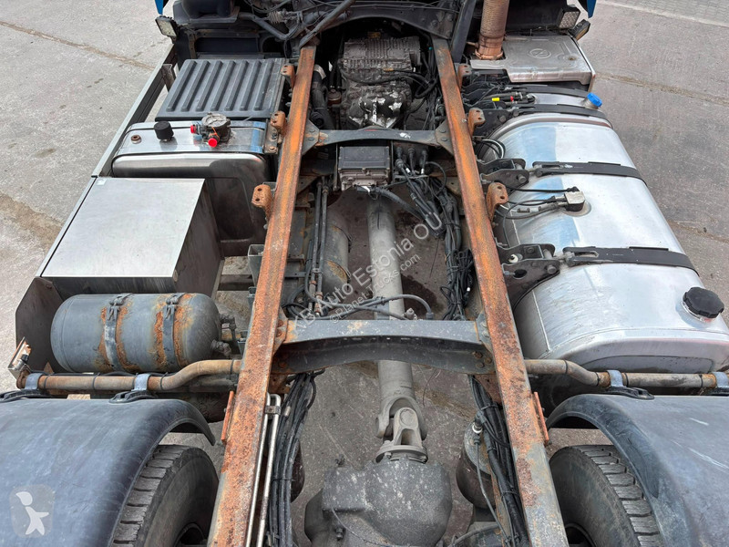 شاحنة Volvo 460 8x4*4 CHASSIS L=6726 mm