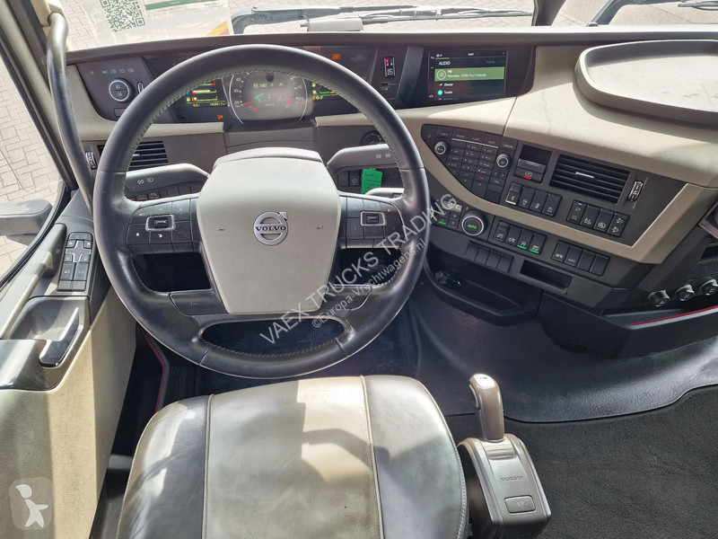Camion Volvo 13500 Globetrotter 6x2 BDF - 4.90...
