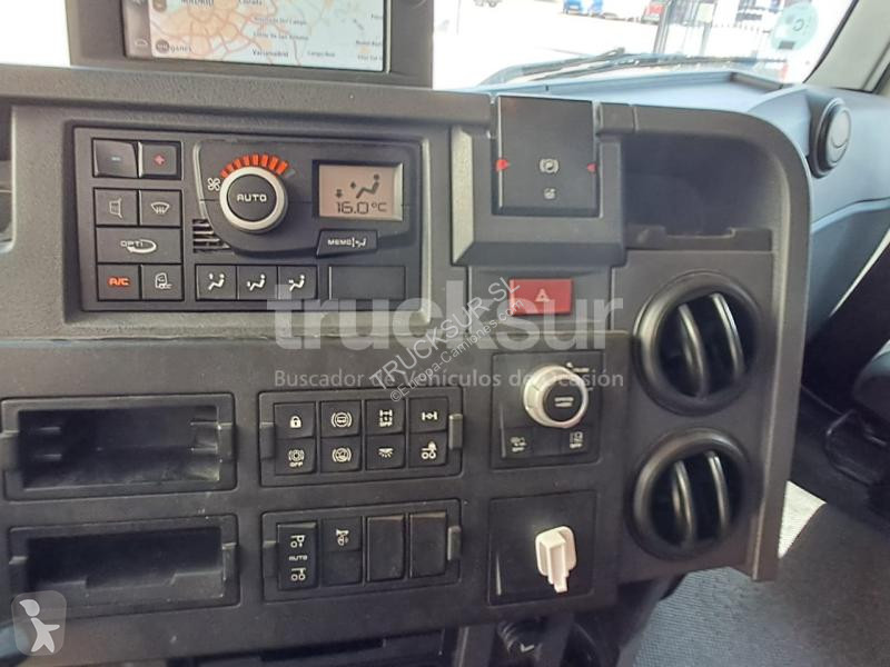 شاحنة Renault ejes 6x2*4 T380.26 IR