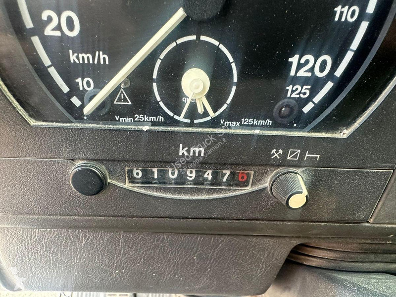 شاحنة Iveco Eurotrackker 420
