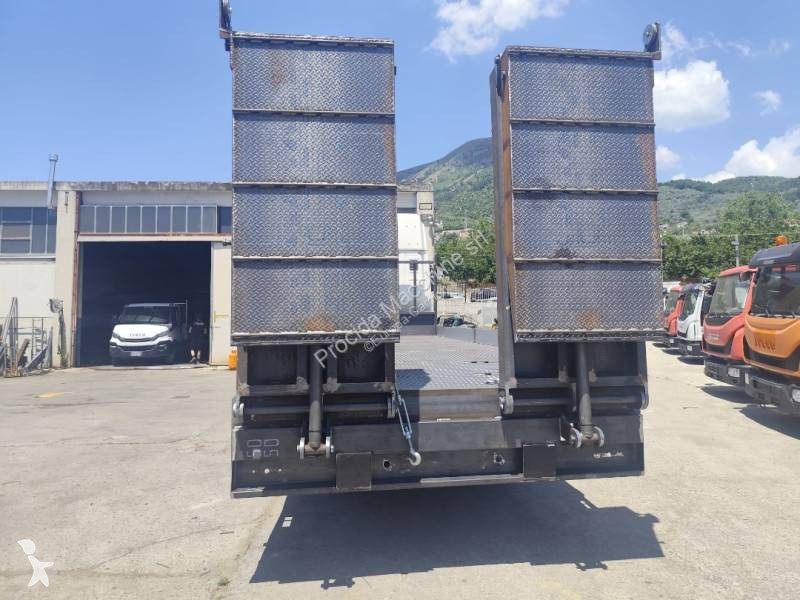 شاحنة Iveco