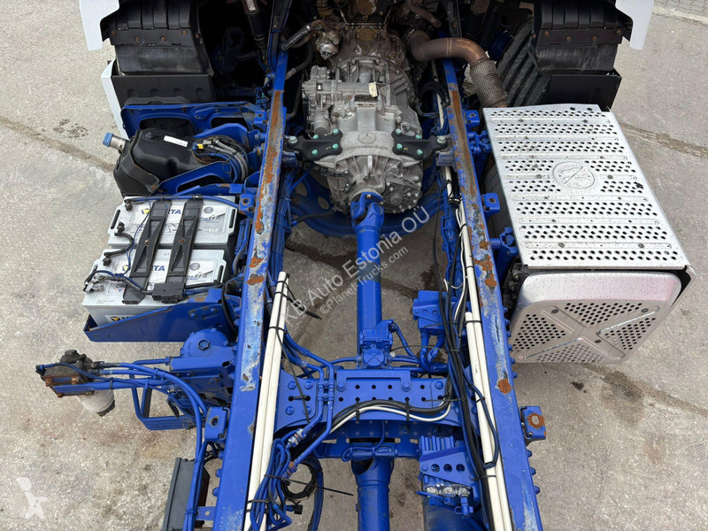 شاحنة Mercedes 2532 6x2*4 CHASSIS L=8792 mm
