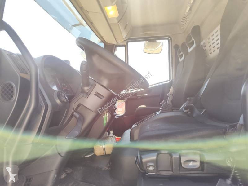 شاحنة Iveco
