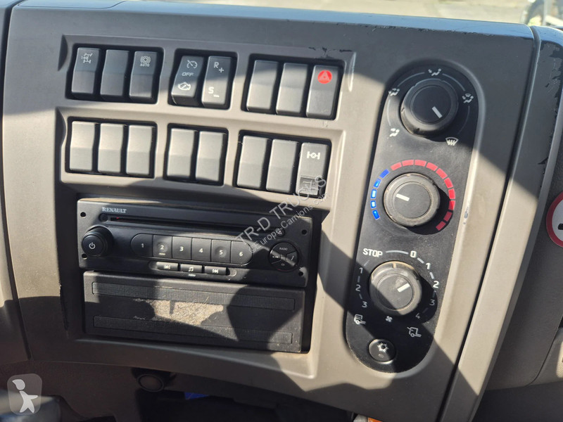 شاحنة Renault 270 FUEL / CARBURANT 13000L - 4...