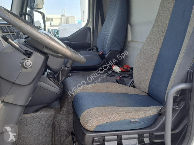 شاحنة Volvo FL100