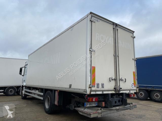 Camion Mercedes 1833