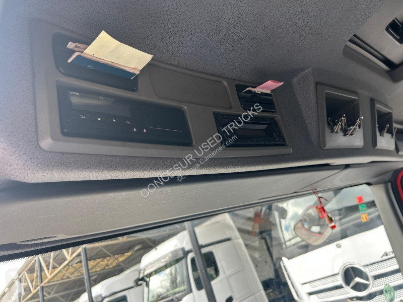 شاحنة Mercedes  1218 LNR