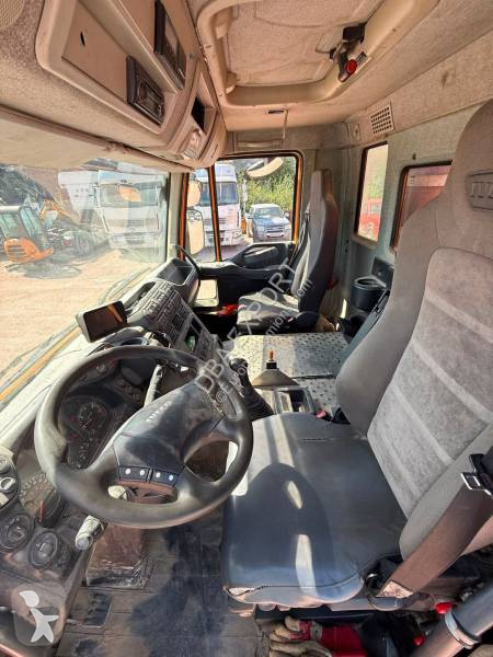 شاحنة Iveco
