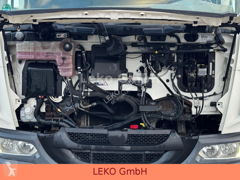 شاحنة DAF 220 Koffer