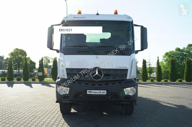 Camion Mercedes 3240