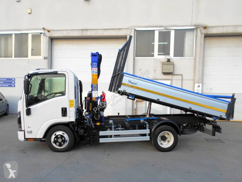 Грузовик Isuzu