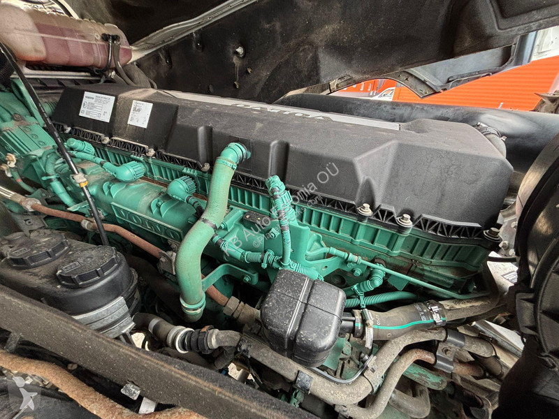 شاحنة Volvo 540 8x4/4 FOR SALE AS CHASSIS /...