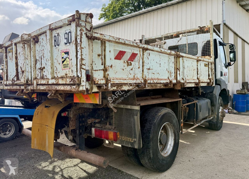 شاحنة Renault 370