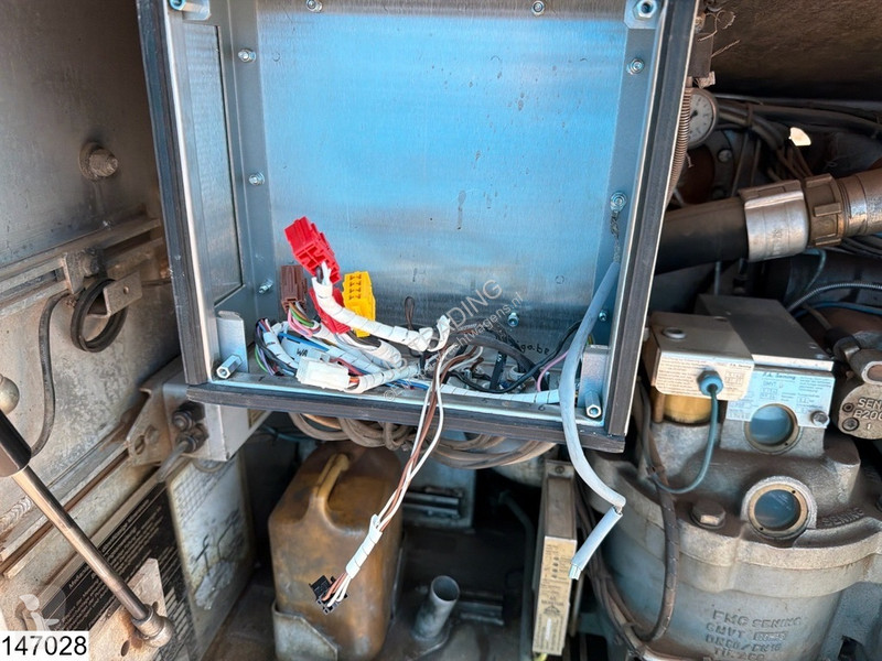 شاحنة MAN TGS  6x2, EURO 5, ADR, 20.570 Liter,...