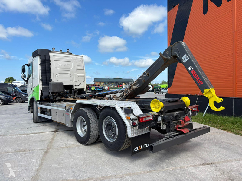 شاحنة Volvo 540 6x2*4 HIAB XR 21 ton / L=5650...