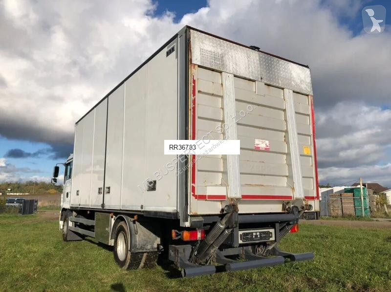 Vrachtwagen MAN TGM 15.290