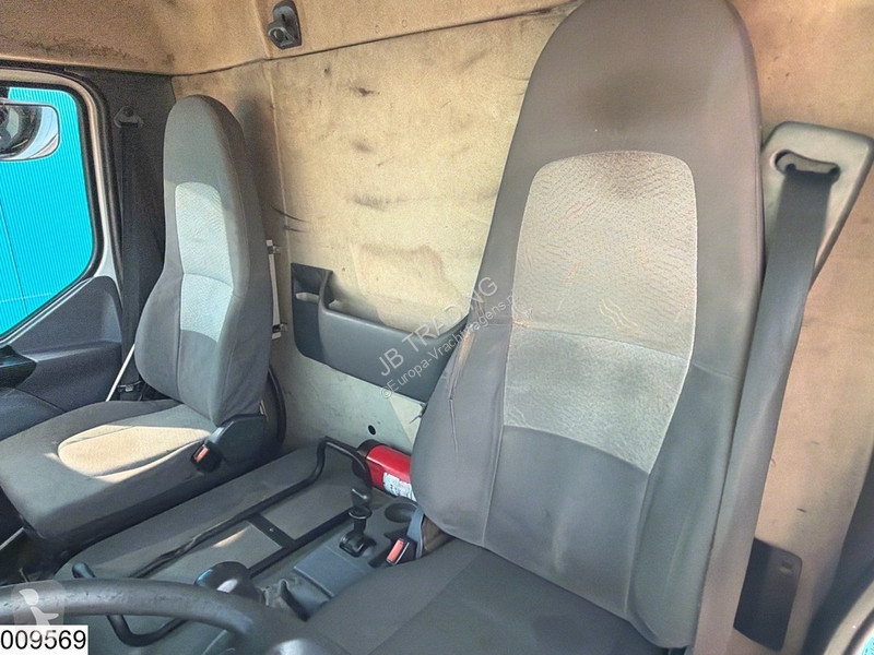 شاحنة Renault 220 EURO 3, 14998 liter, LPG, Manual