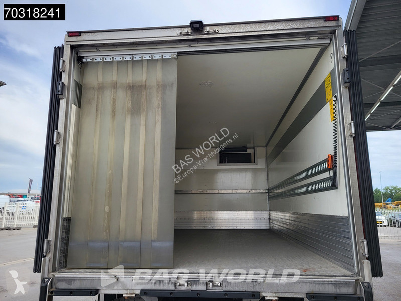 شاحنة Mercedes 1021 4X2 5,20m Box Frigoblock...