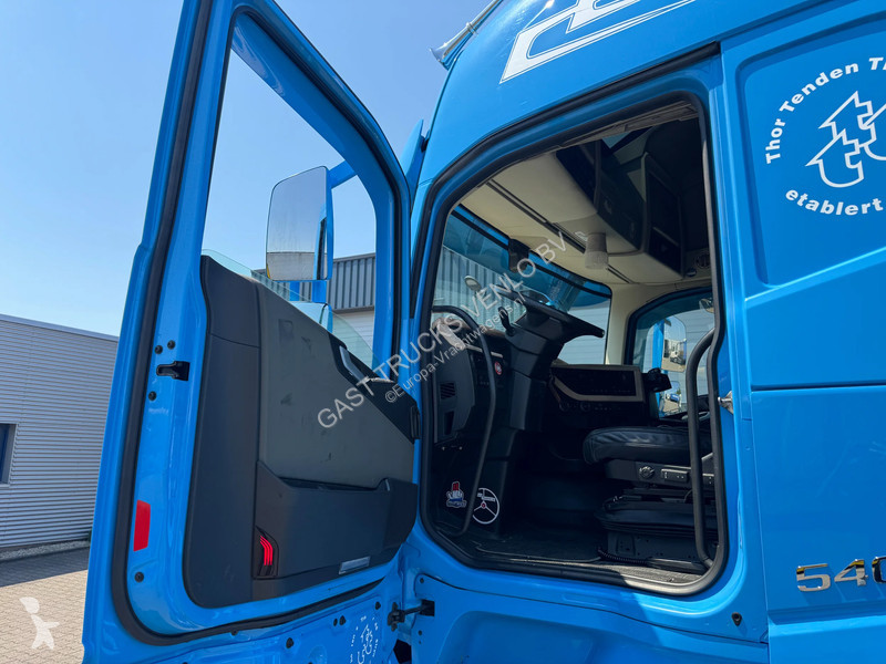شاحنة Volvo 540 6x2 Chassis Retarder WB 4.80...