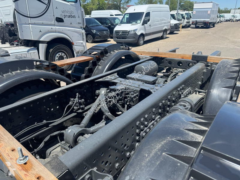 شاحنة Mercedes  3340 K 6X4