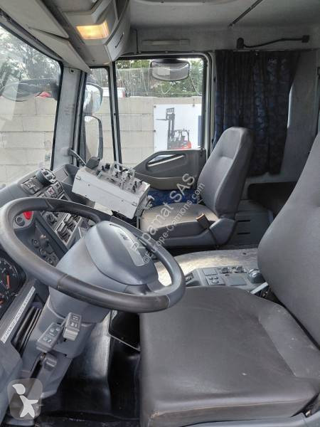شاحنة Iveco