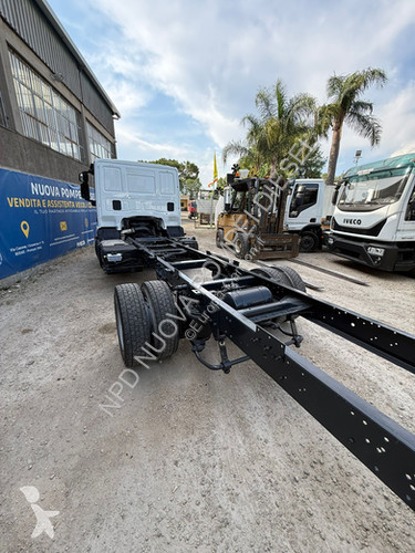 شاحنة Iveco Iveco 90E22