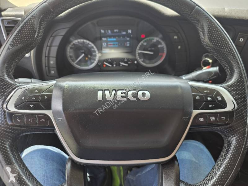 شاحنة Iveco
