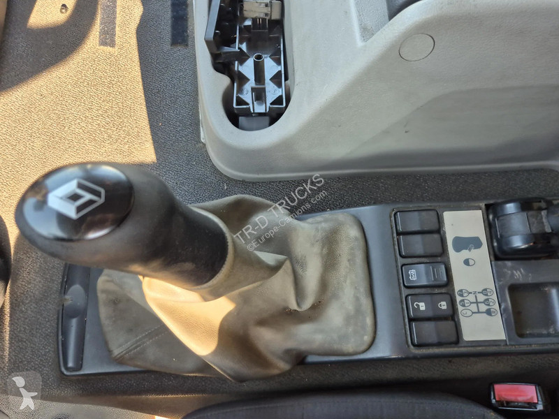 شاحنة Renault 280 DXI 13500L FUEL/CARBURANT - 4...