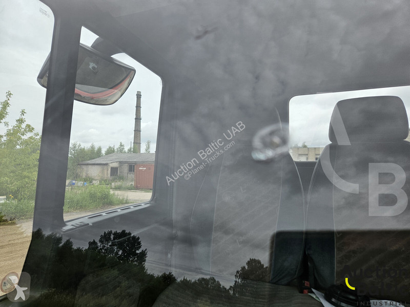 شاحنة MAN 8.153